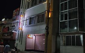 V R S Luxury Ac Dormitory